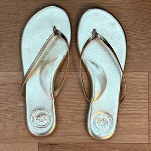 Soleil Sea Indie Gold Sandal Size 8